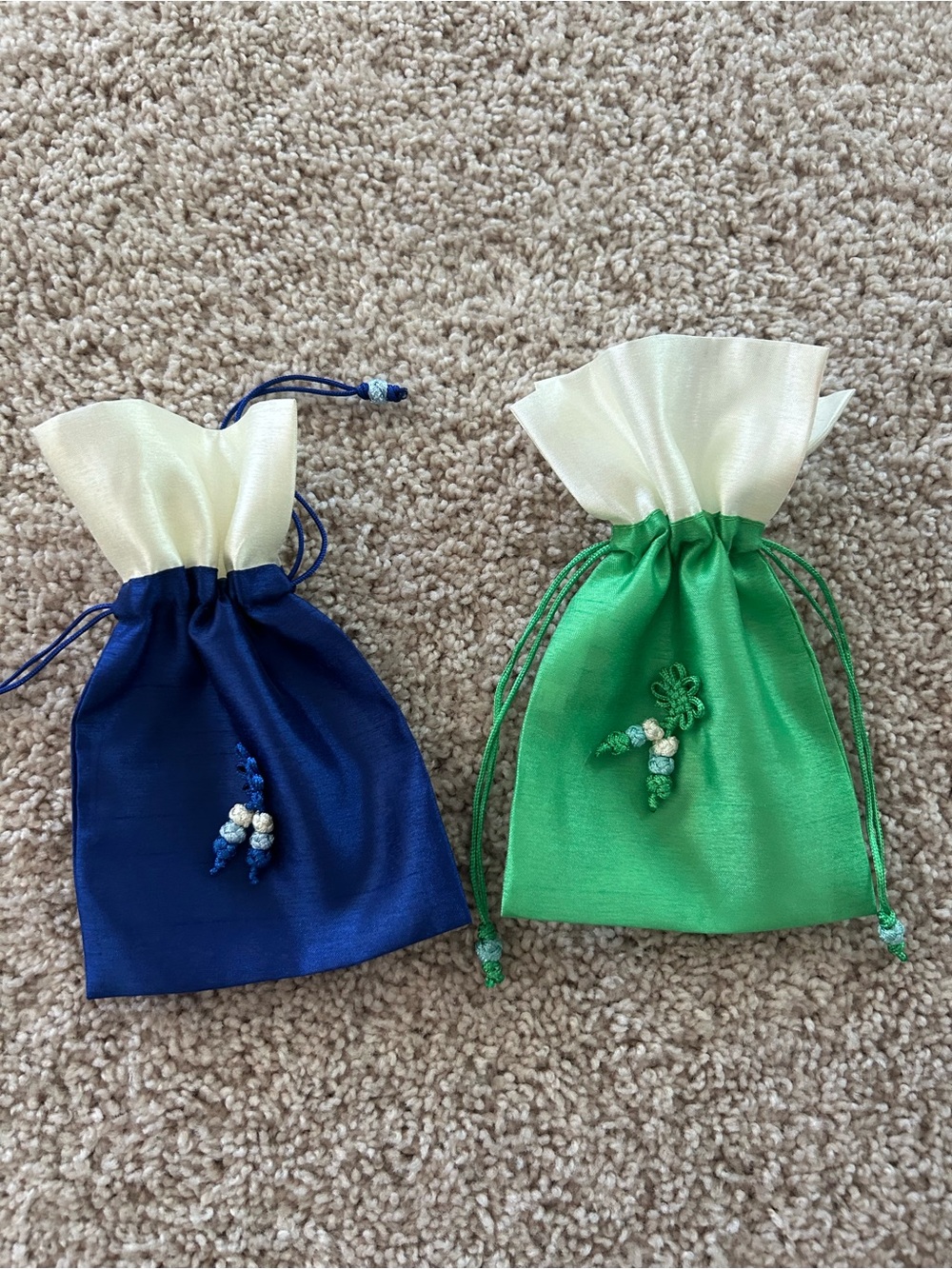 Korean traditional gift pouch 2 pc